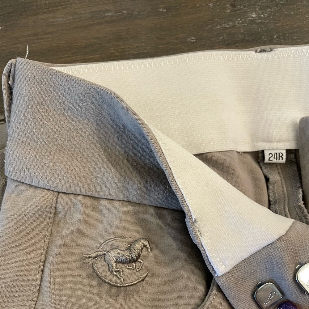 Piper Smartpak Breeches. 24R. Light gray. Used, very good condition.